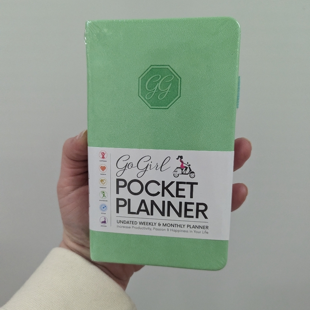Gogirl Green Pocket Planner